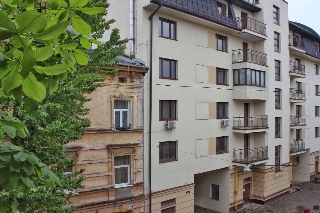Квартира По Вулиці Голубовича 42 Біля Вокзалу Комфортна Повноцінна Стильна Lviv Dış mekan fotoğraf